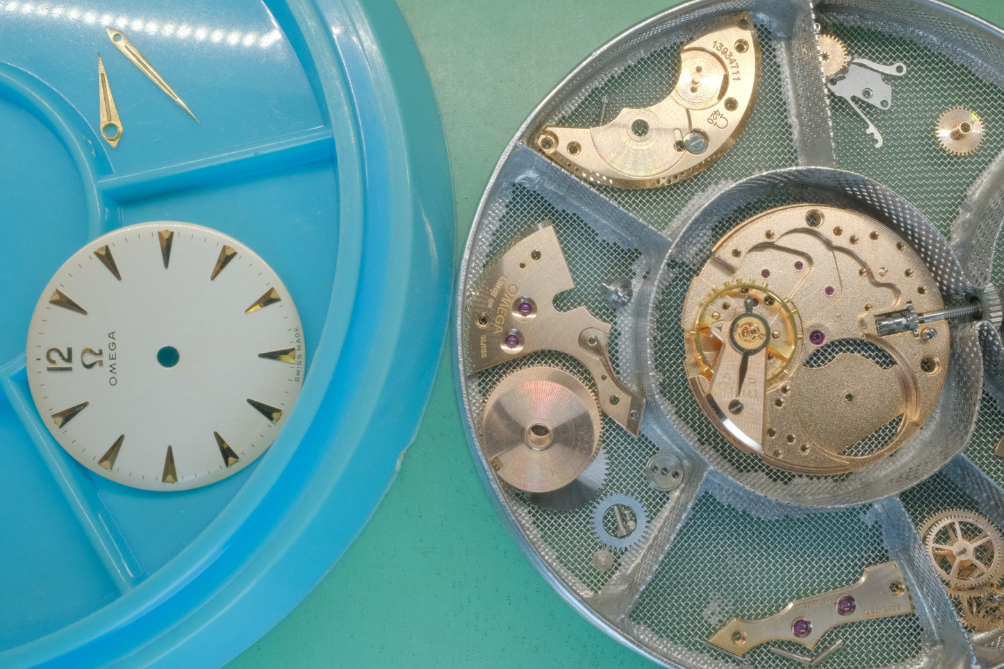 OMEGA ref.2667-2 Manual winding cal.420 c.1954