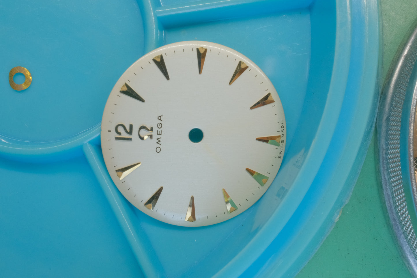 OMEGA ref.2667-2 Manual winding cal.420 c.1954