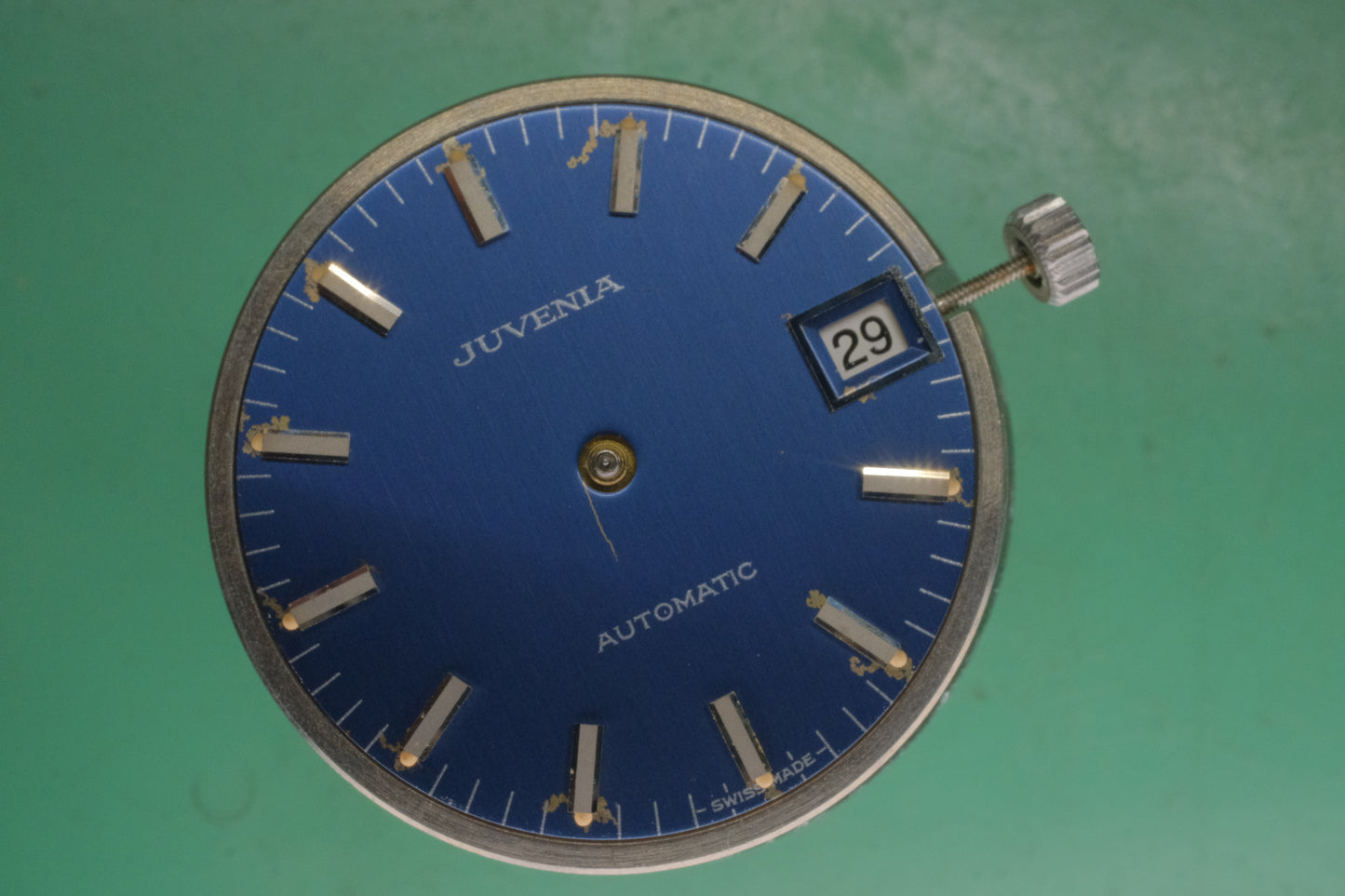 Serviced JUVENIA ROUND MODEL ref.9062BLR selfwinding cal.2824 1970’s