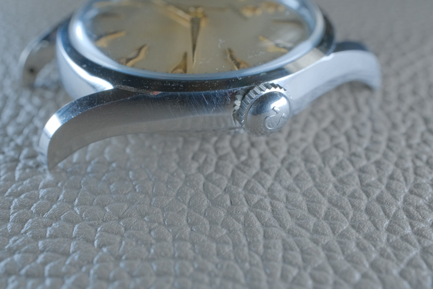 OMEGA ref.2667-2 Manual winding cal.420 c.1954