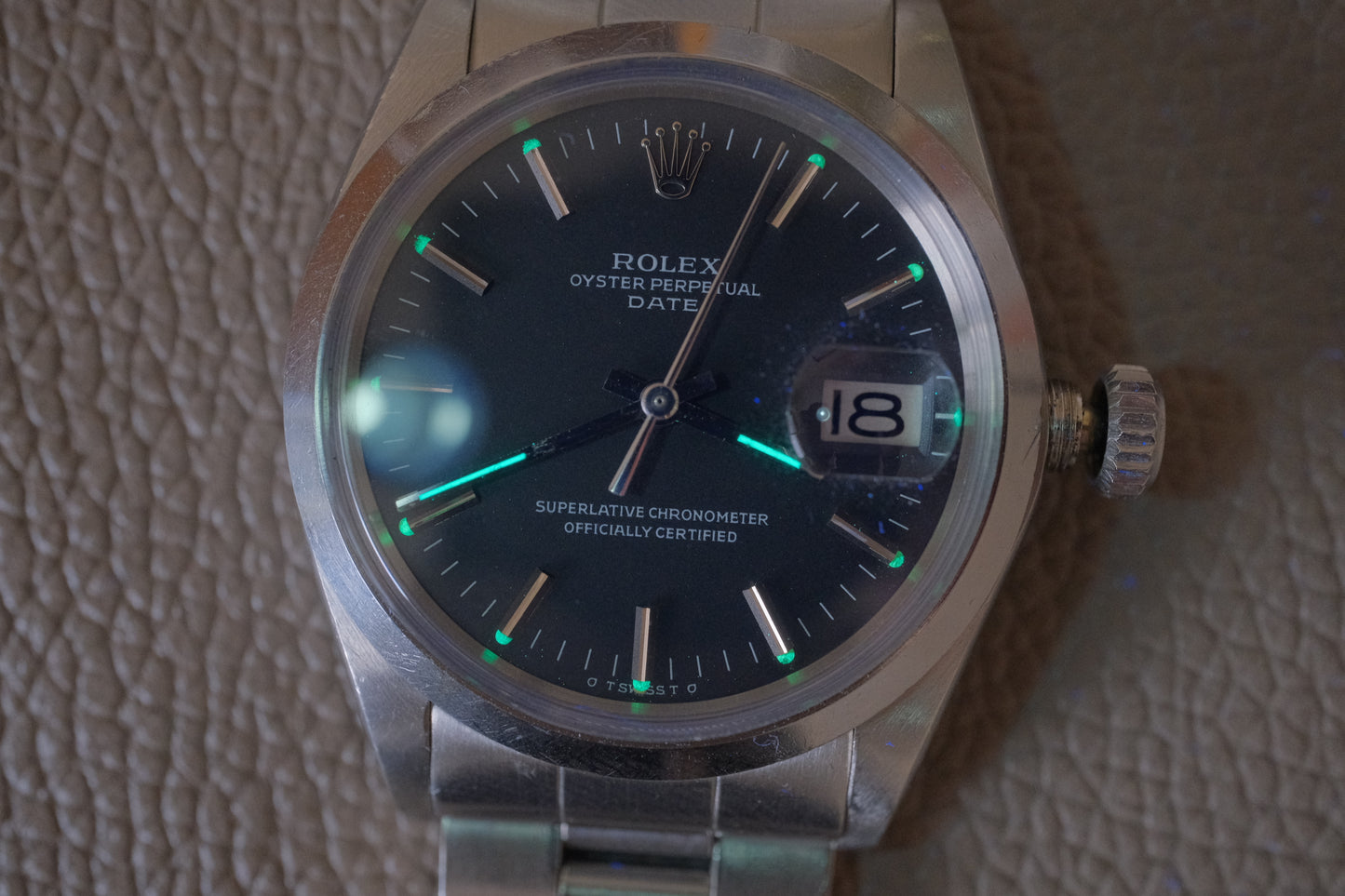 ROLEX σ Oyster Perpetual Date Ref.1500 Matt Black Dial